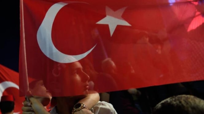 Mata Uang Turki Anjlok Setelah Rival Erdogan, Ekrem Imamoglu Ditangkap