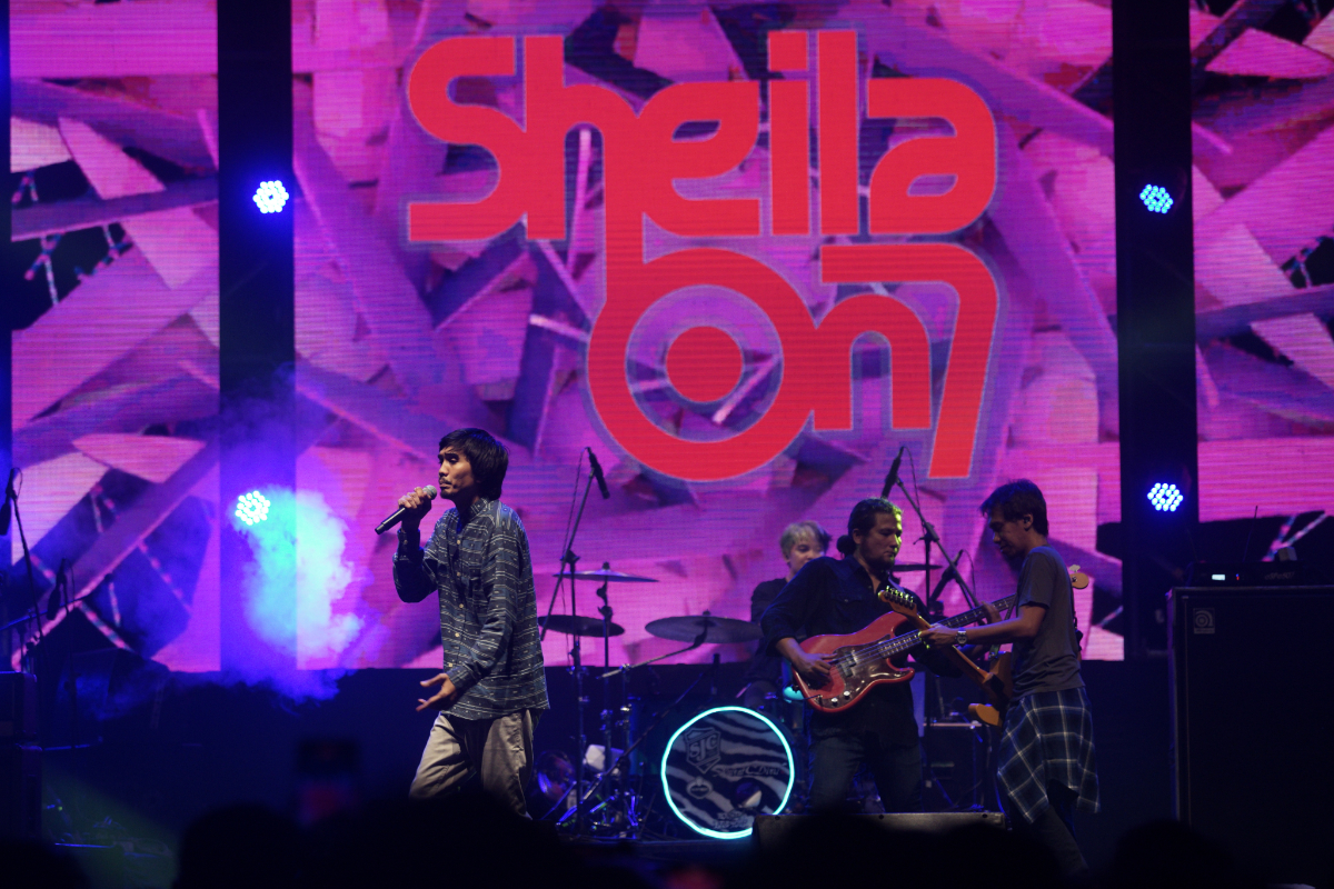 Lirik dan akord gitar memori yang bagus