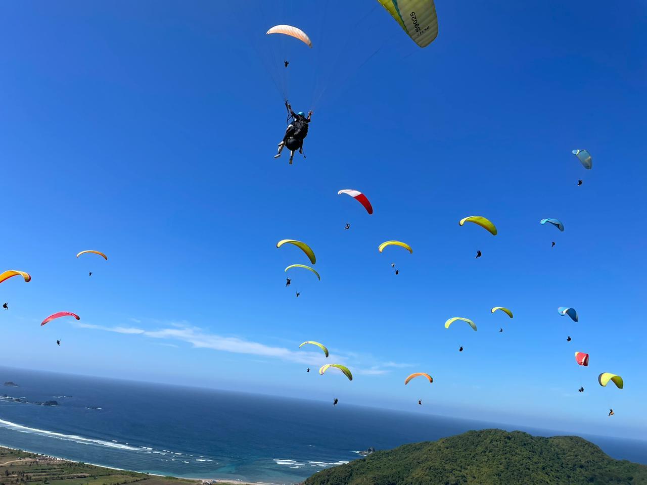 Masuk Kelender Event Pariwisata NTB 2025, Puluhan Atlet Paralayang Dunia Bakal Hadir di Sky Lancing