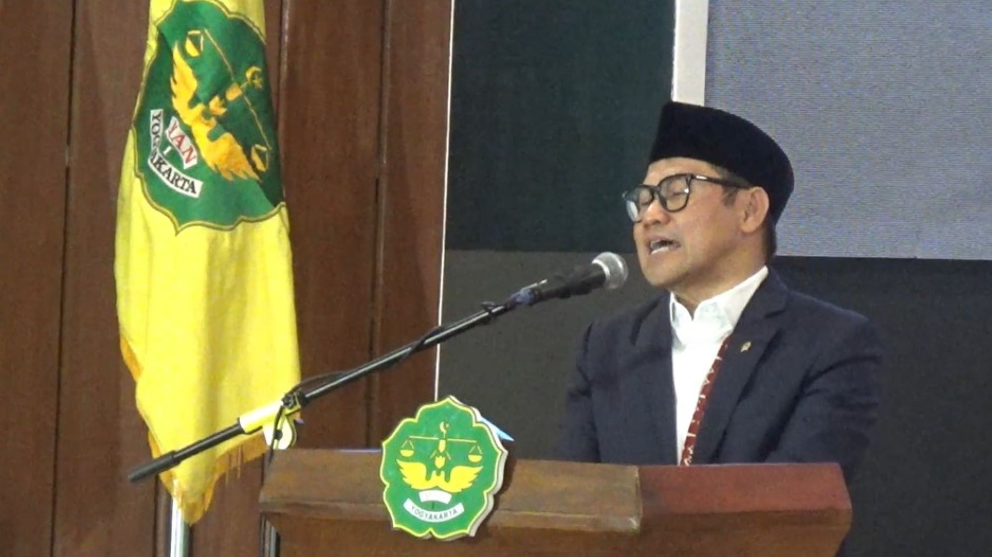 Cak Imin Menduga 100 Ribu WNI Jadi Operator Judi Online di Tiga Negara ASEAN