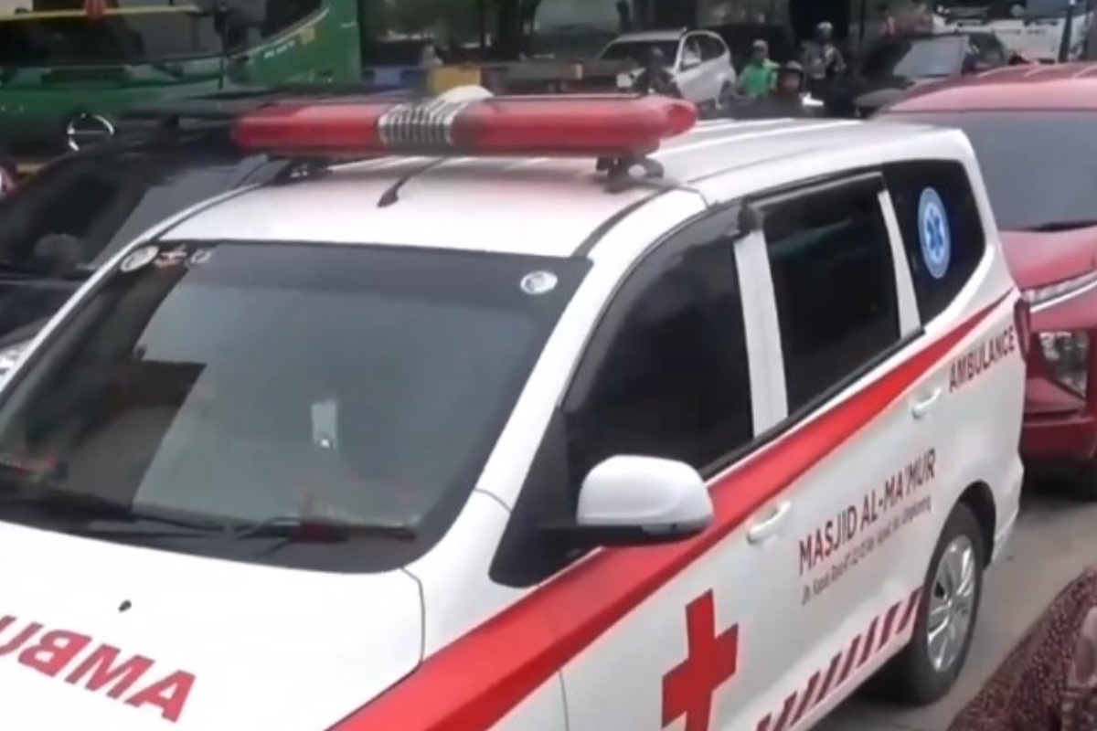 Tanjung Priok Macet Parah, Mobil Ambulans Sempat Terjebak Selama 2 Jam