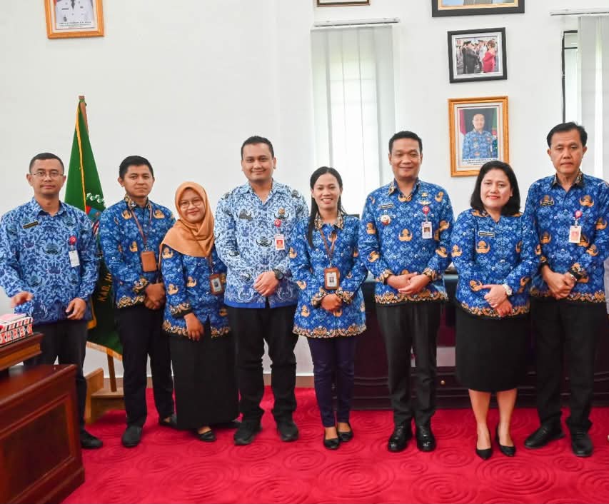 Bupati Humbahas Terima Audiensi Loka POM Toba