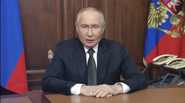 Diam-Diam Putin Bicara Dengan Pemberontak Suriah, Minta Ini